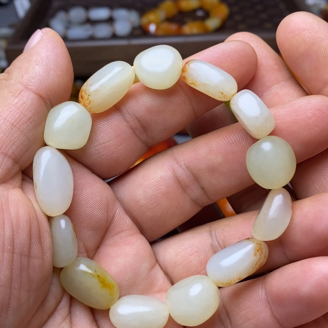 和田玉未镶嵌手链