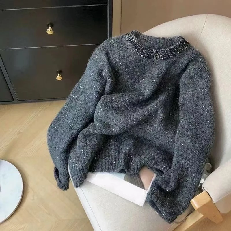新款小众设计感领口亮片套头毛衣女冬季显瘦时尚针织衫慵懒风百搭