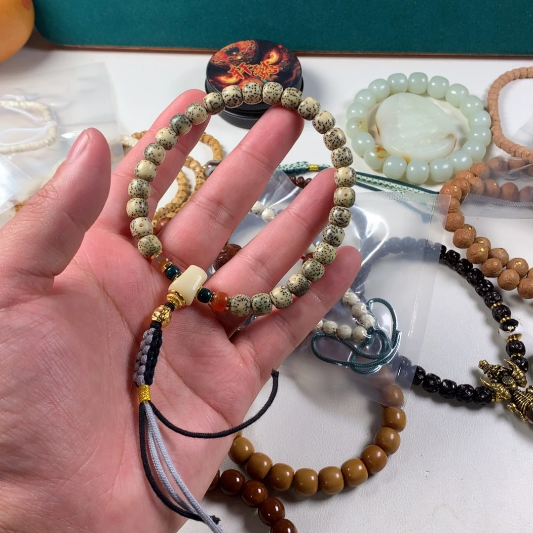 星月菩提吊坠。。。。。。。。。