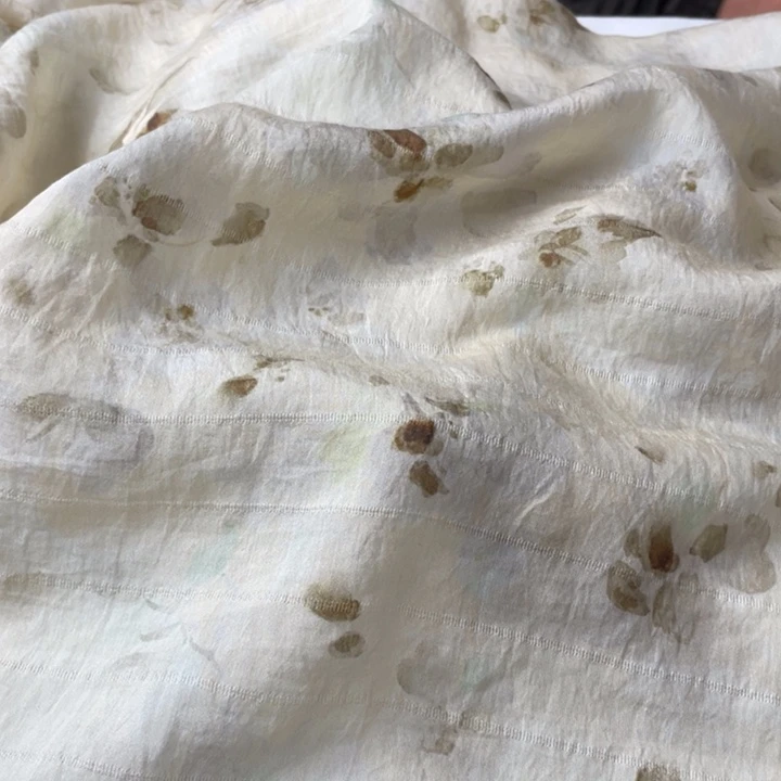 咖色印花1.5米。