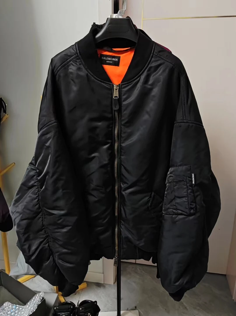 99新 Balenciaga/巴黎世家 XXS码 破坏糜烂性落肩飞行员尼龙棉服