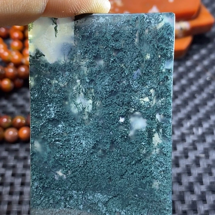玛瑙/玉髓颈饰未镶嵌孤***人