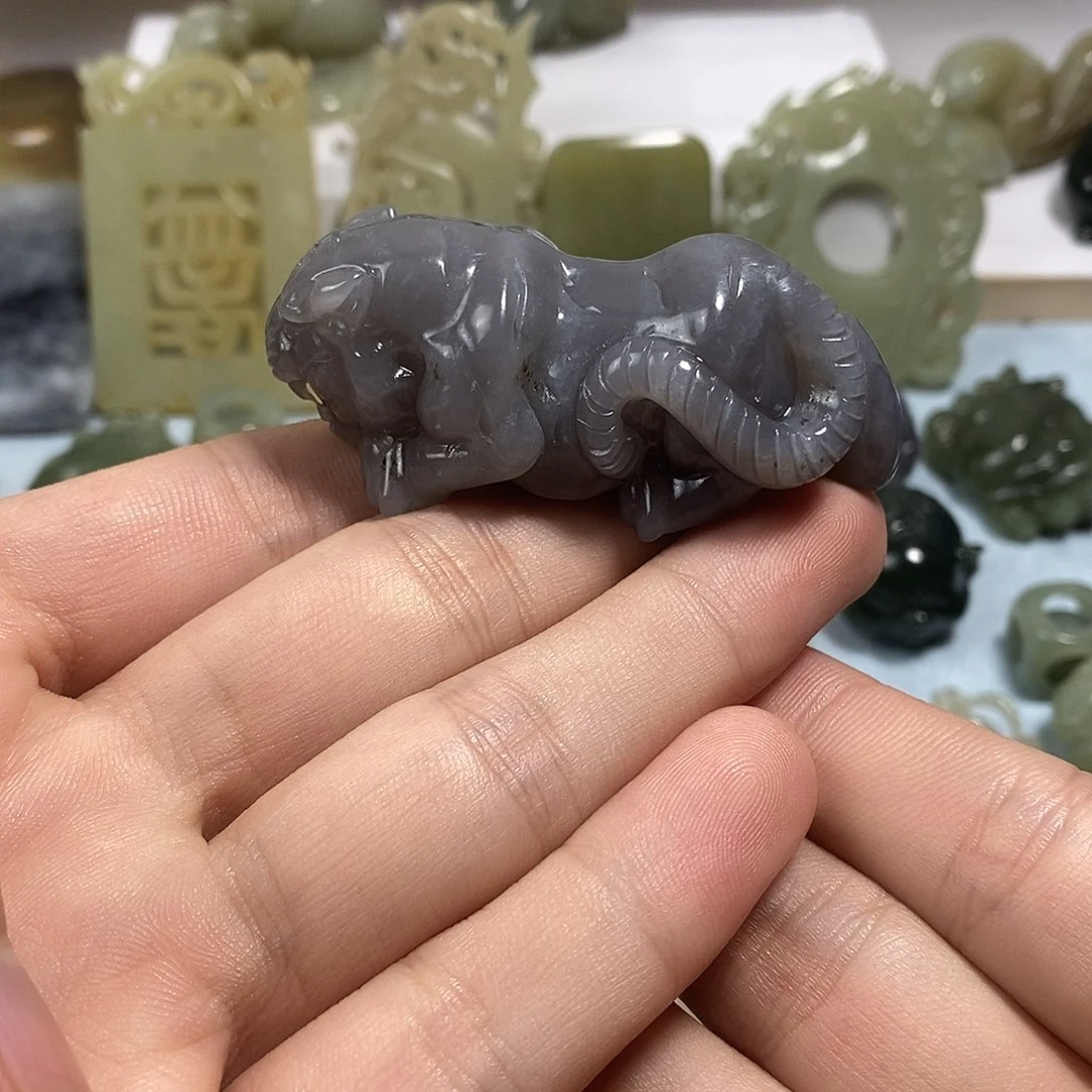 和田玉未镶嵌挂件