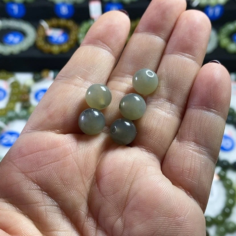 【闪购商品】蛇纹石玉手链未镶嵌线****元