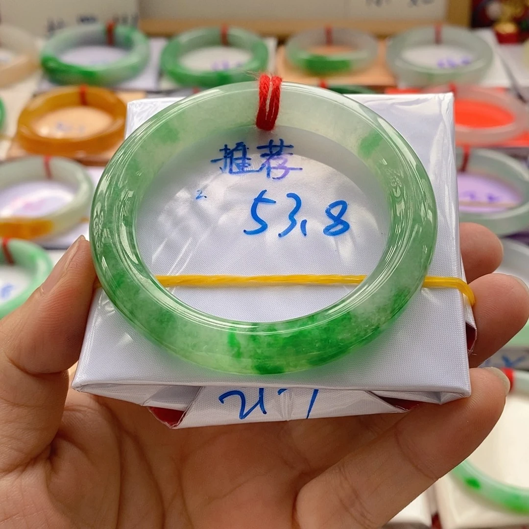 翡翠手镯未镶嵌ঞ****手镯分