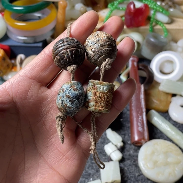 和田玉未镶嵌吊坠(不含链)