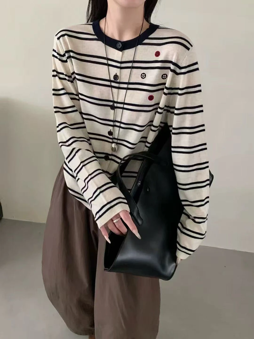 【OZZ—3516】刺绣毛衣长袖女圆领针织毛针织衫韩版时尚条纹笑脸