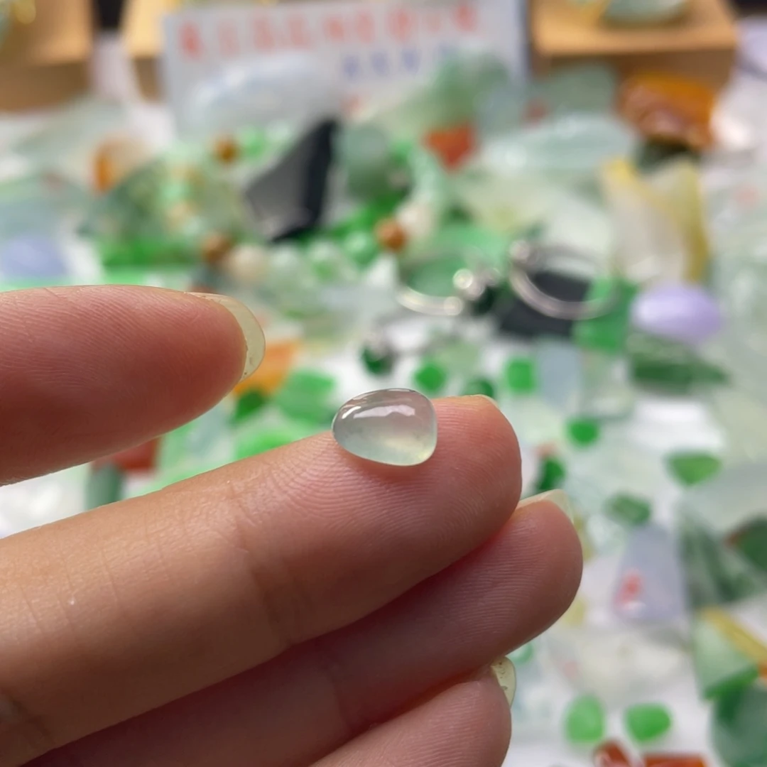 定制翡翠未镶嵌天然缅甸翡翠