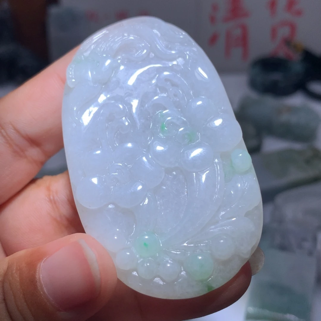 翡翠未镶嵌颈饰保真天然A货翡翠