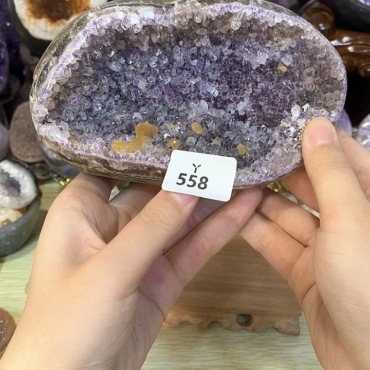 未镶嵌水晶大型摆件(非配饰)