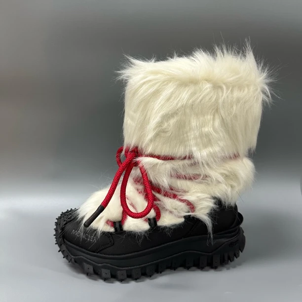 MONCLER/蒙口 mo075白色毛毛靴 时尚潮流