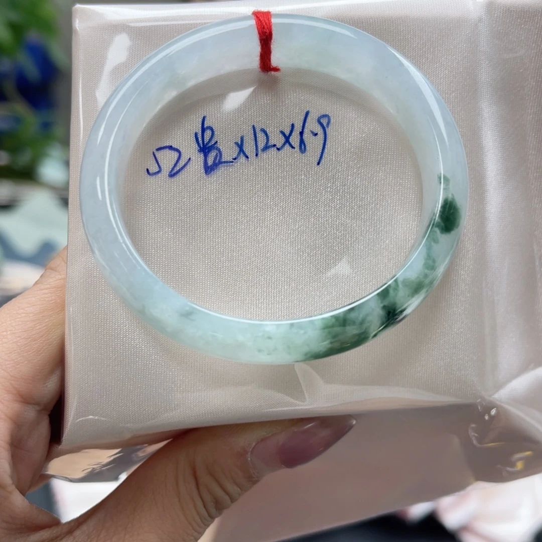 未镶嵌手镯翡翠翡翠