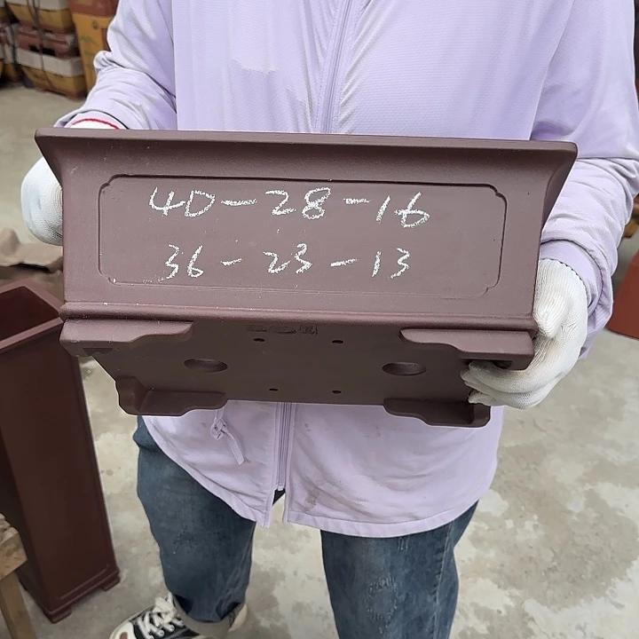 你说是你朋友啊还是我们