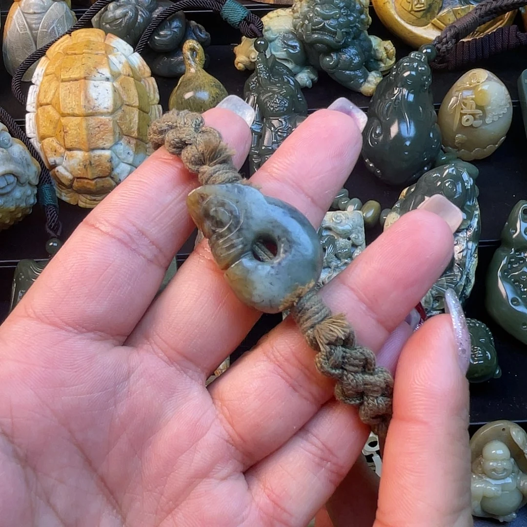 透闪石质玉未镶嵌手链