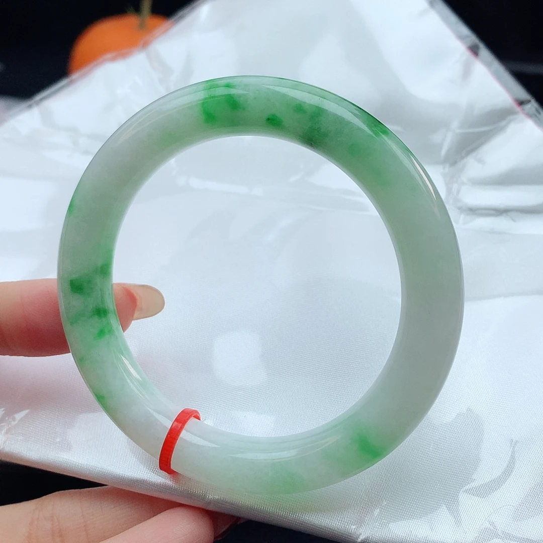 翡翠手镯未镶嵌53圆条329051