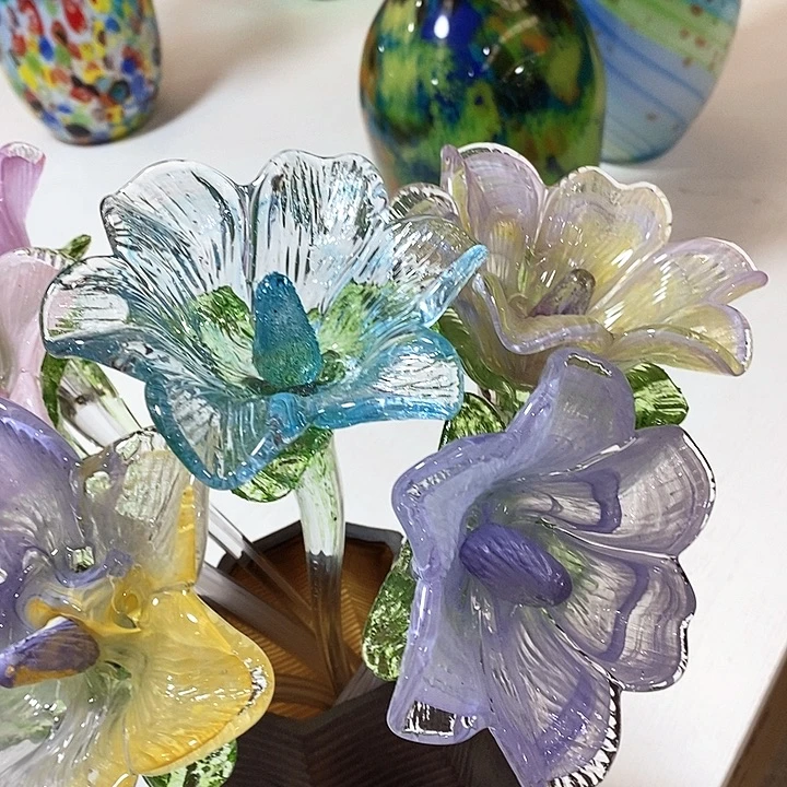 百合花高45厘米宽10厘米