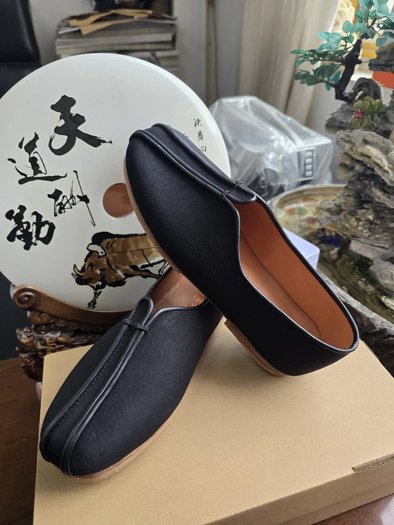 经典传统礼服呢皮底洒鞋