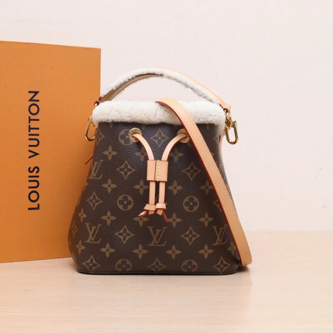 99新 LouisVuitton/路易威登 【双双】水桶包 BB 20 老花 PVC芯片