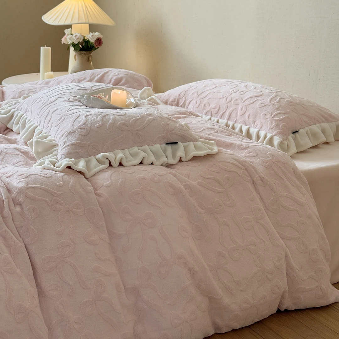 冬季雕花牛奶绒四件套蝴蝶结荷叶边床上用品粉色少女加绒床单被套