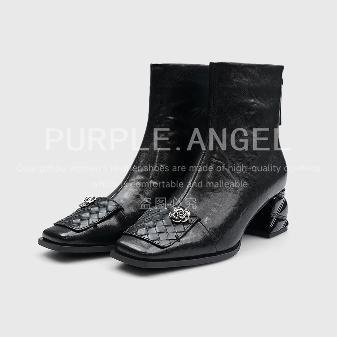Purple Angel轻奢/2025新款法式编织山茶花气质方头短靴29123