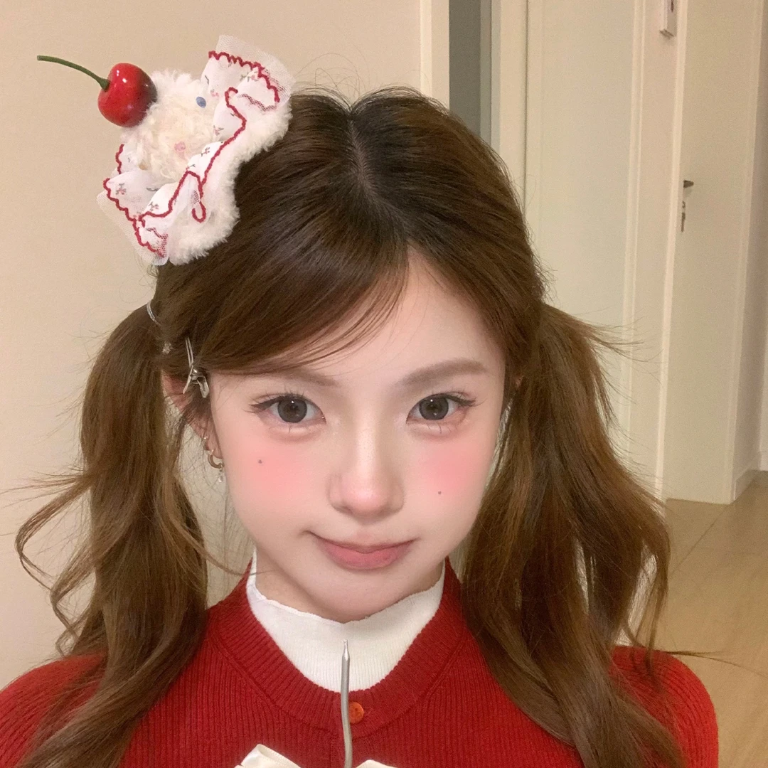 樱桃蛋糕发夹鸭嘴夹圣诞新年氛围感拍照发饰可爱发卡侧边夹子头饰