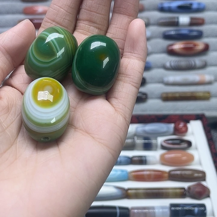 兰***一玛瑙/玉髓合金珠宝半成品