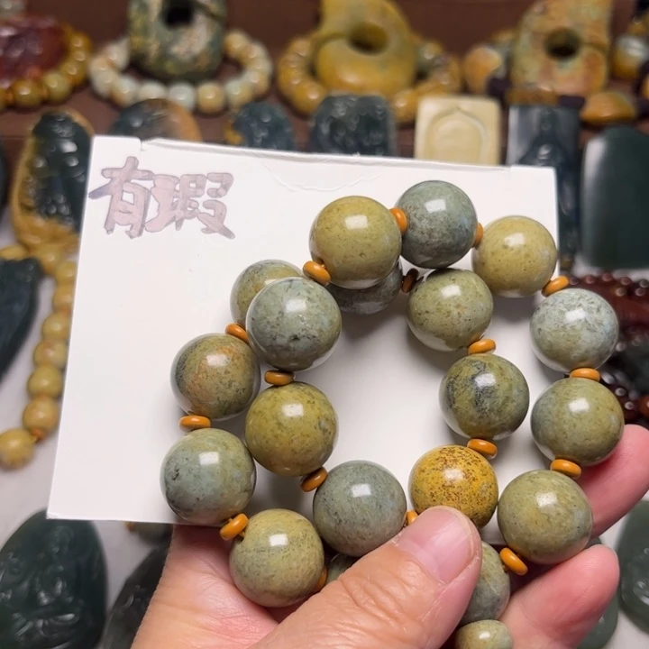 岫岩河磨玉（透闪石质玉）未镶嵌珠宝奇石