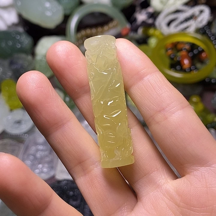 岫玉未镶嵌岫玉挂件