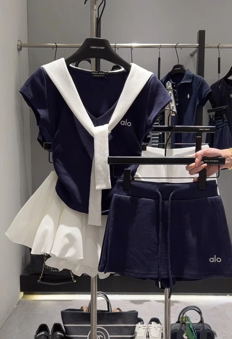 【撞色V领海军风假两件拼接披肩T恤】2025夏季收腰显瘦上衣女