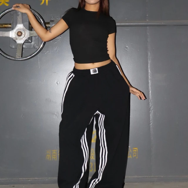 BLACKBOX新品上新黑盒子高街美式条纹运动卫裤欧美街头显瘦阔腿裤