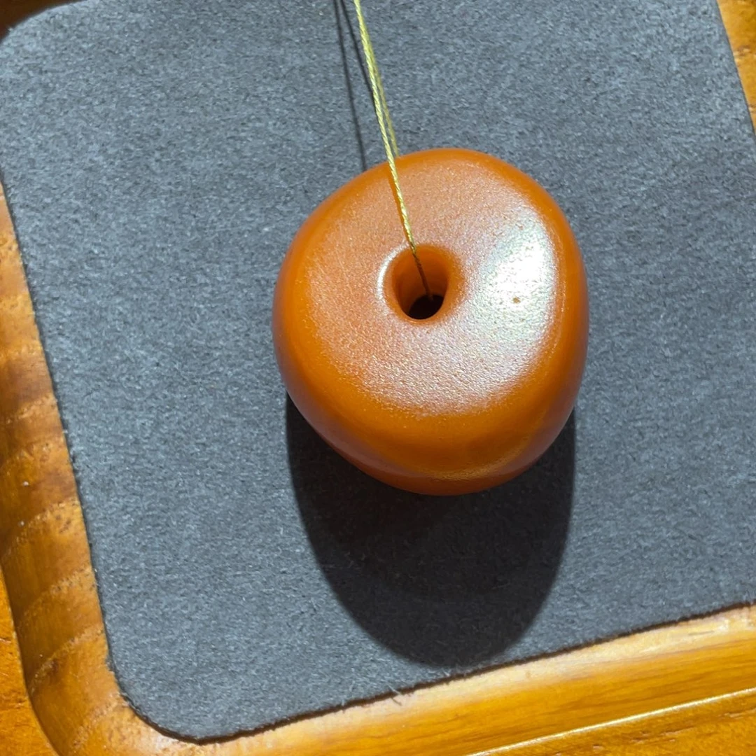 蜜蜡未镶嵌颈饰老蜜蜡饼子吊坠12.7克