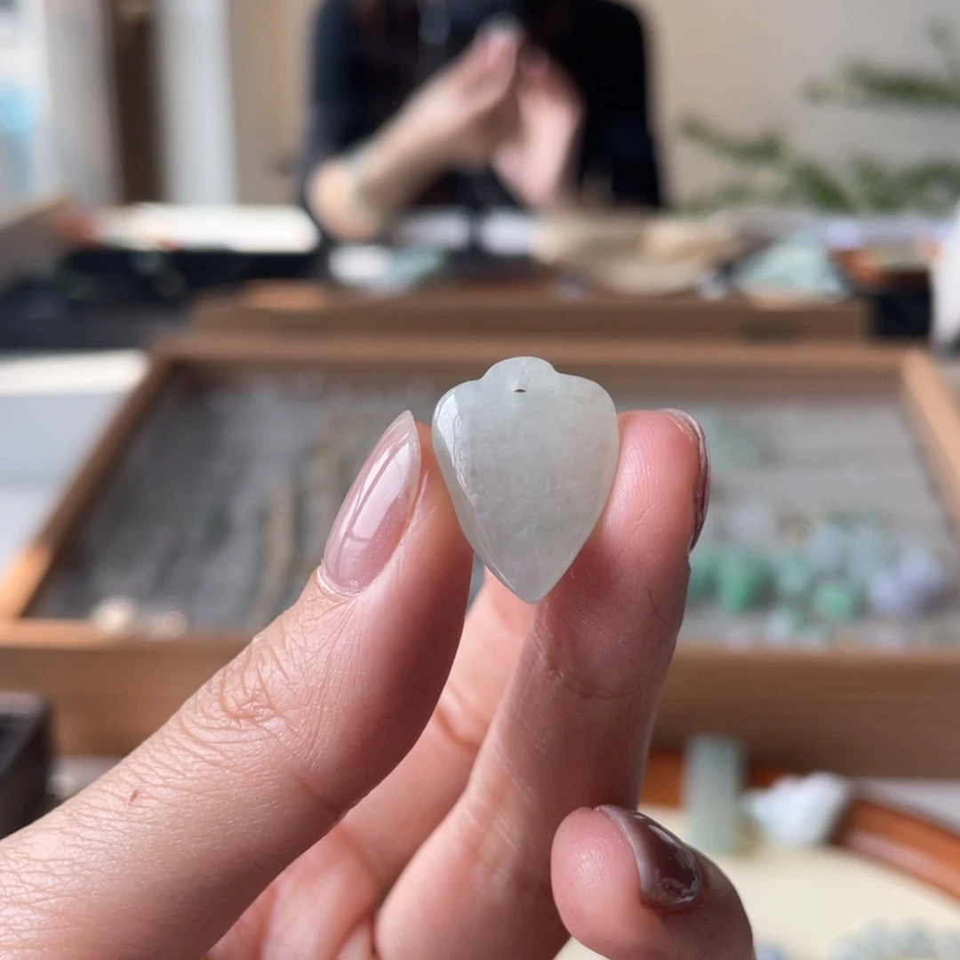 翡翠颈饰未镶嵌仟****刀翡翠1