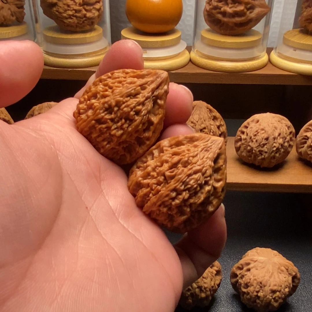 吊坠文玩核桃35塔尖有修