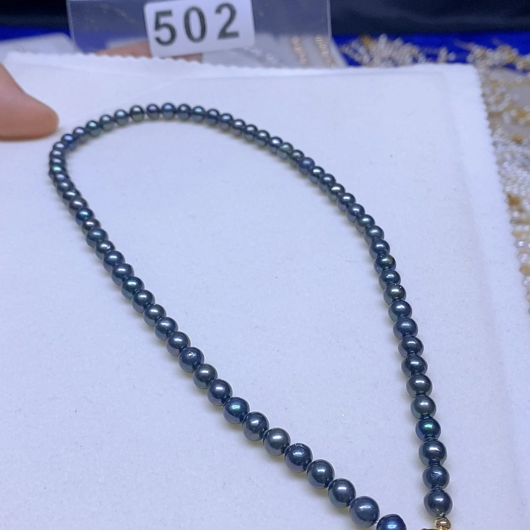 颈饰未镶嵌淡水珍珠