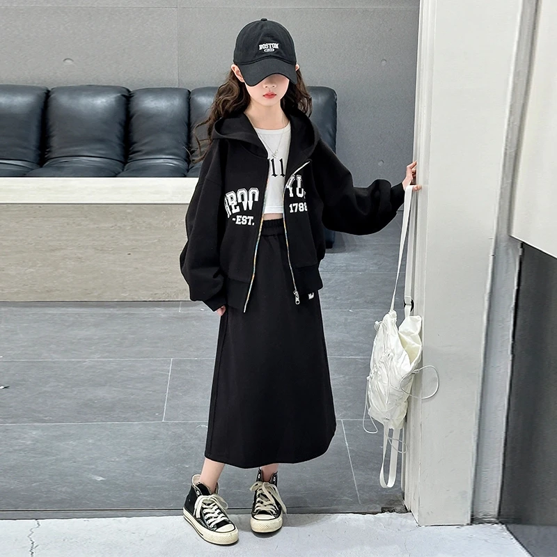 女童春秋套装2025半身裙两件套新款连帽卫衣外套大童运动显瘦潮酷