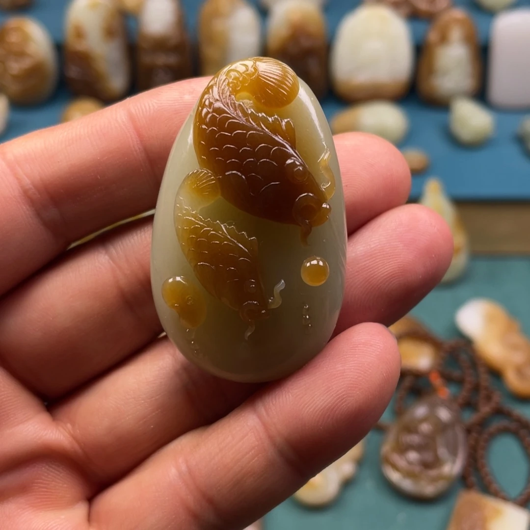 颈饰未镶嵌和田玉