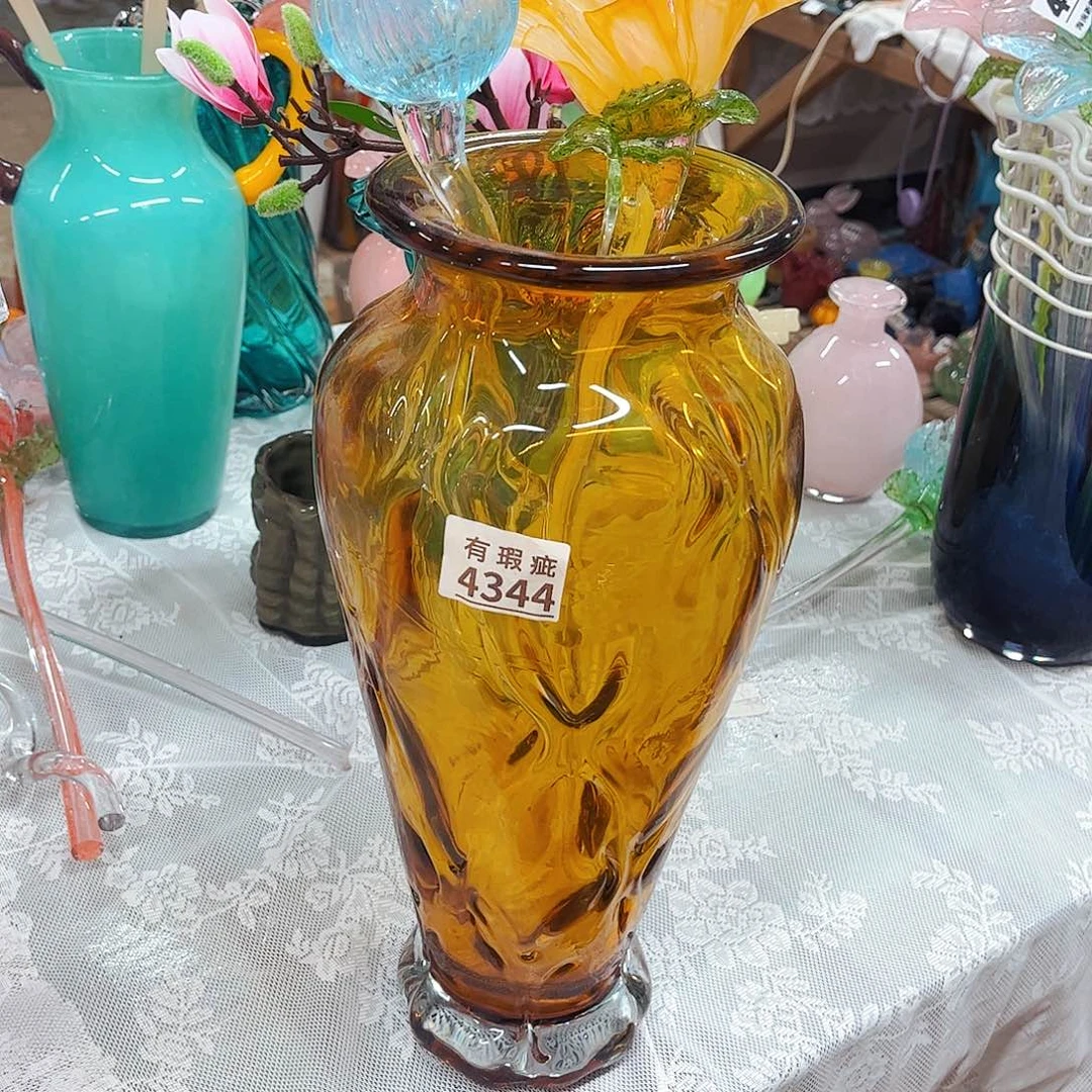 4344 家悦美居琉璃花瓶瑕疵