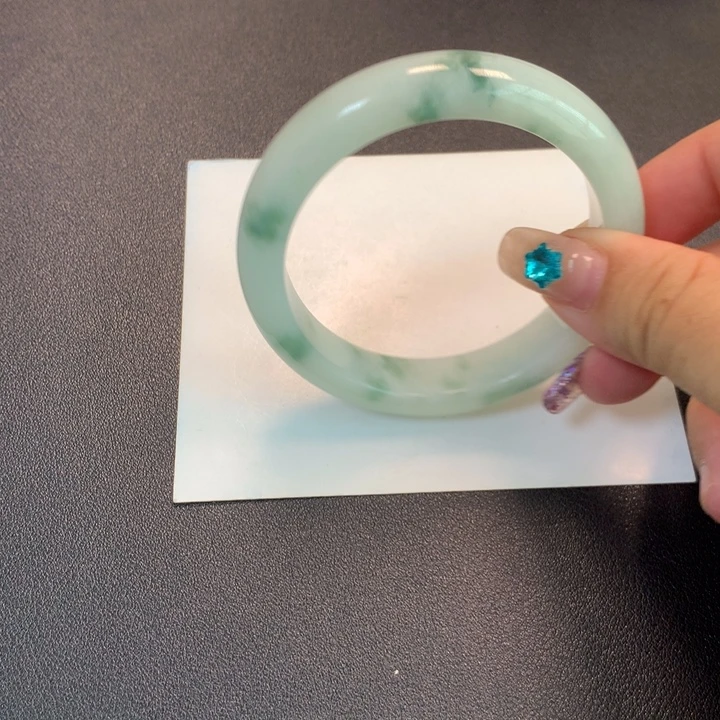 翡翠未镶嵌手镯天然缅甸翡翠手镯a货