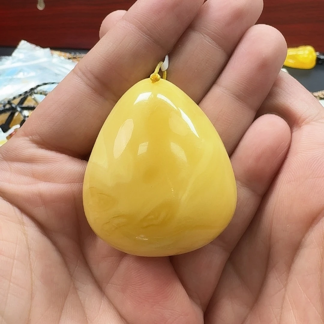 琥珀未镶嵌珠宝奇石76