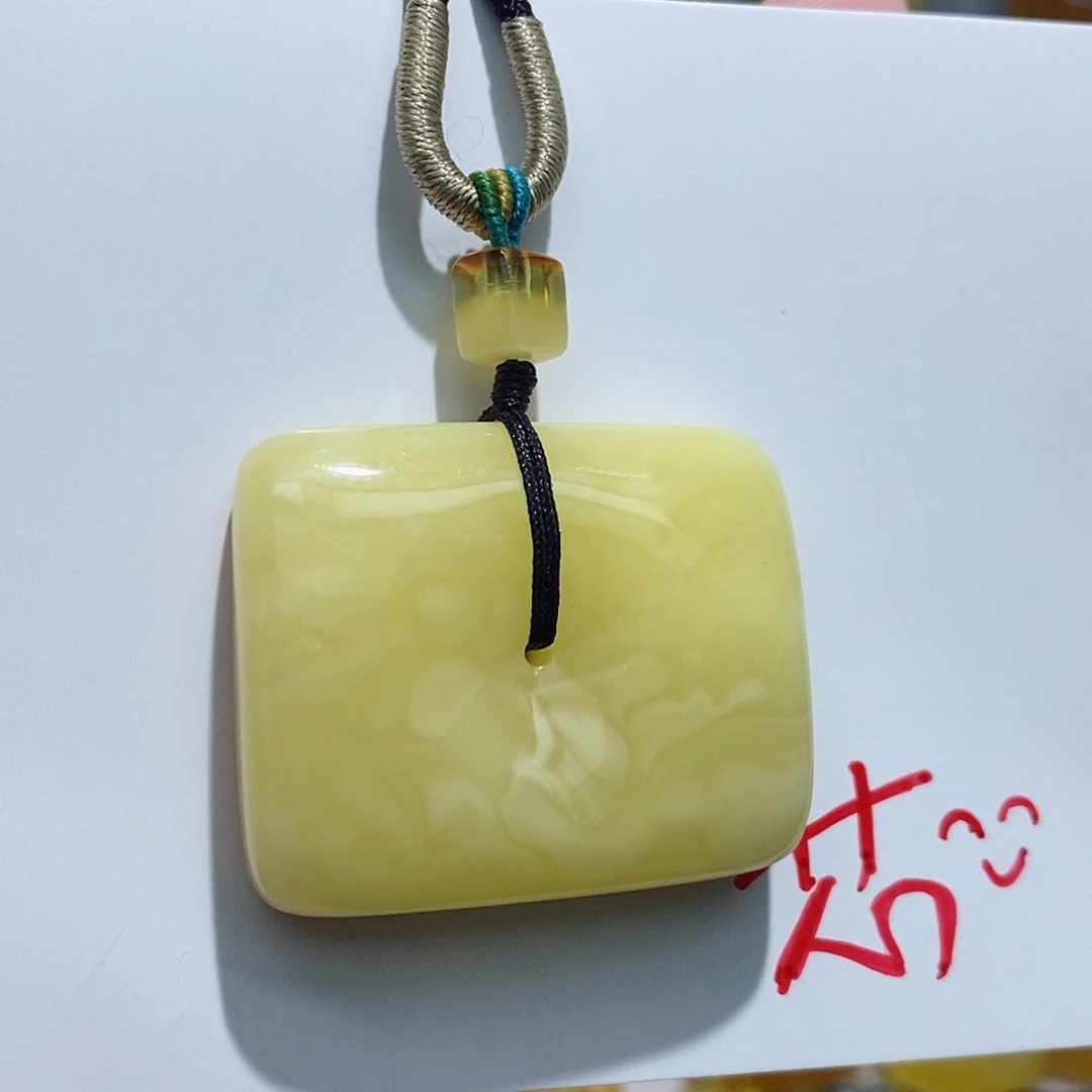 定制琥珀未镶嵌蜜蜡