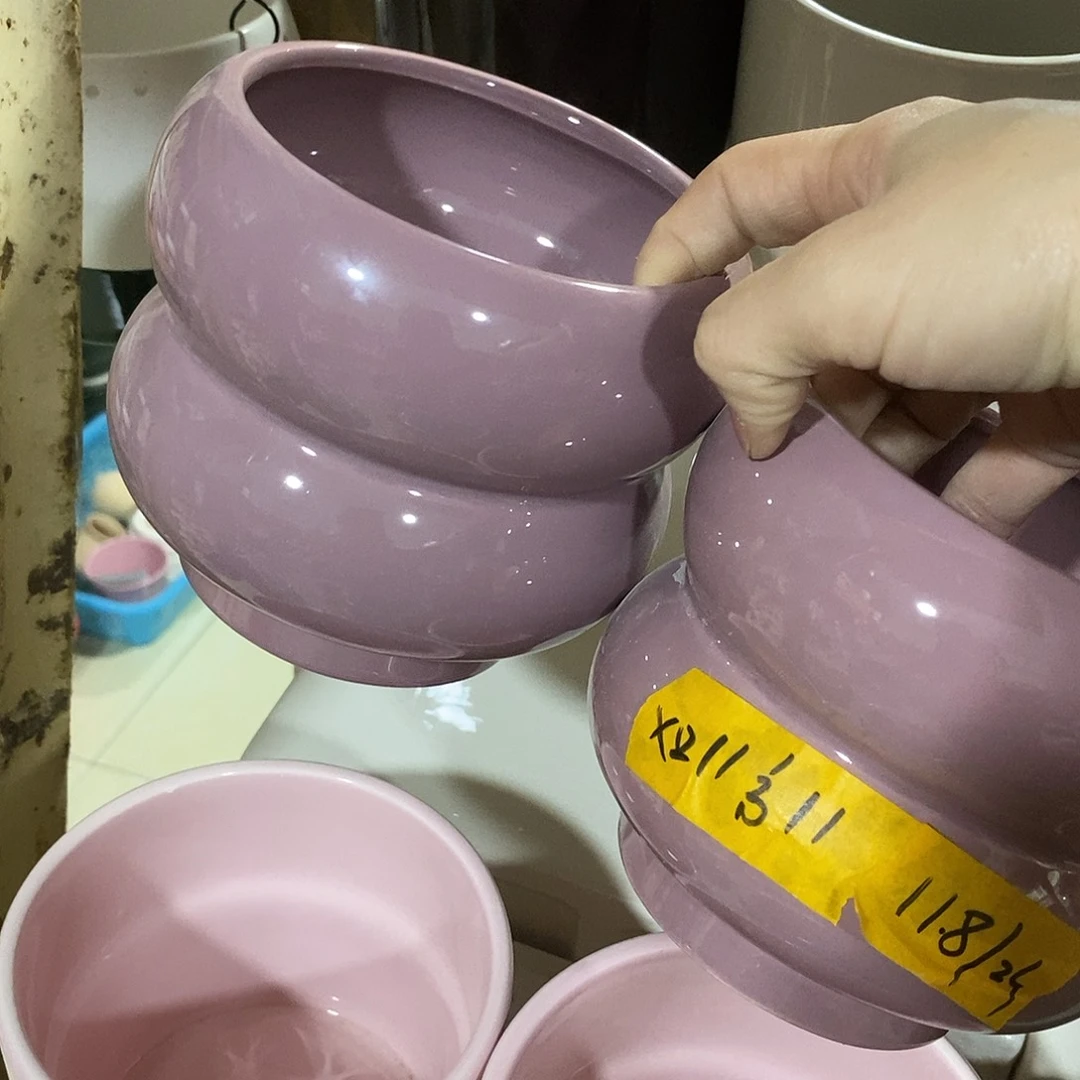 杯子陶盆有孔 瑕疵介意勿拍