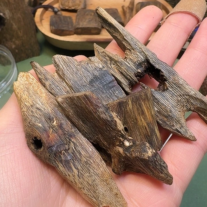 沉香碎屑沉香海南高端老棋楠陆河树心油老料20克