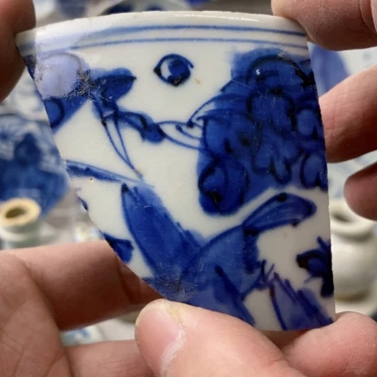 瓷片现代工艺品青花瓷片