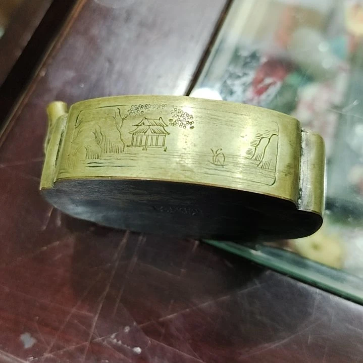 处处闻啼鸟。夜来风雨声明