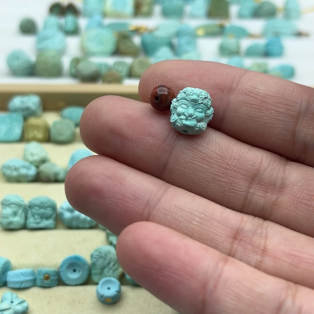 南红玛瑙未镶嵌B347微瑕