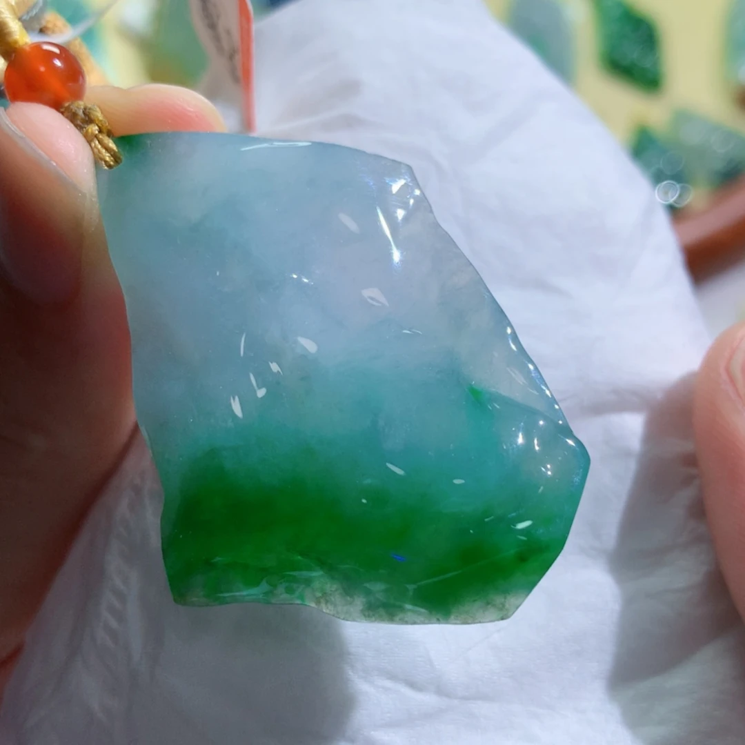 【闪购商品】翡翠未镶嵌吊坠(不含链)