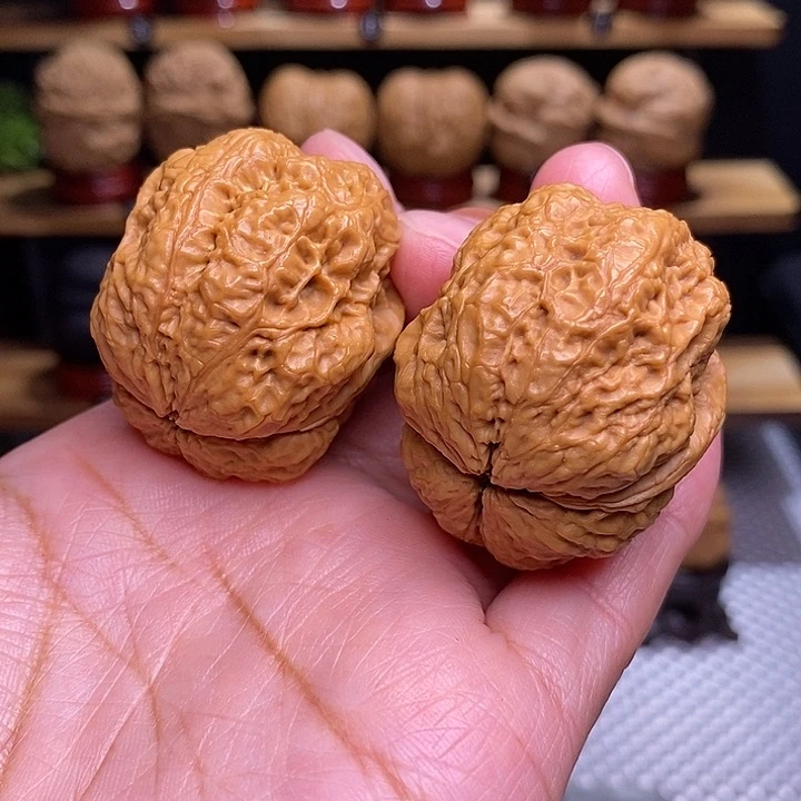 文玩核桃吊坠方天画蝉34