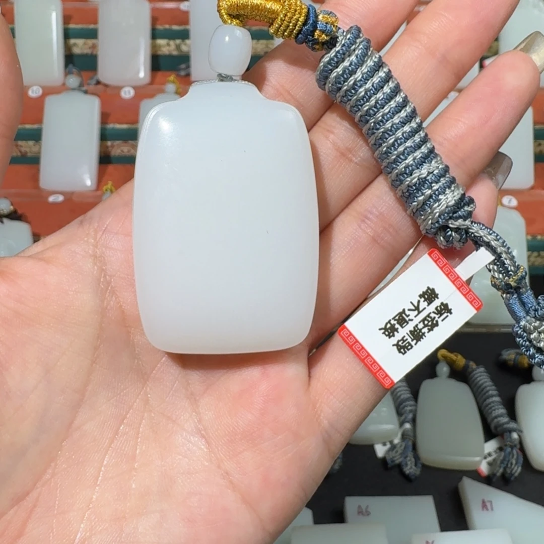 世***大和田玉未镶嵌颈饰0075