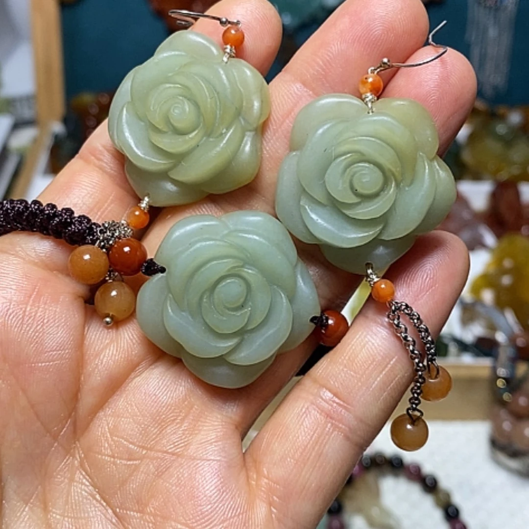 【闪购商品】翡翠未镶嵌吊坠(赠链)