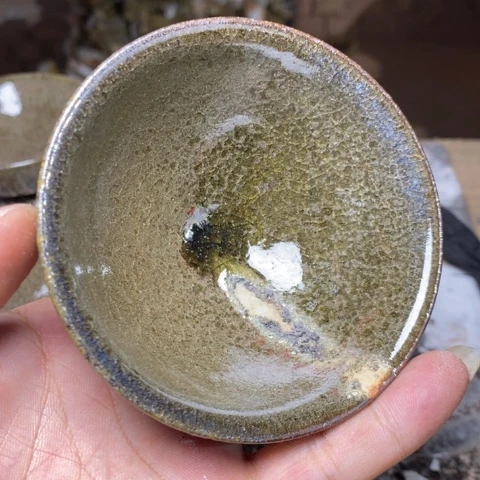 茶盏内壁有灰飘落a ku wo l